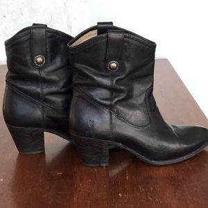 FRYE leather boots size 7 1/2